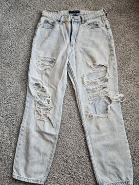 Aeropostale High Rise Mom Distressed Jeans